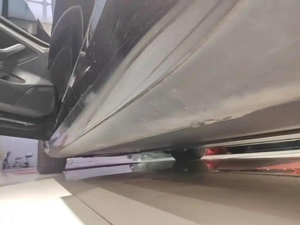 Tesla Model 3 — миниатюра 22