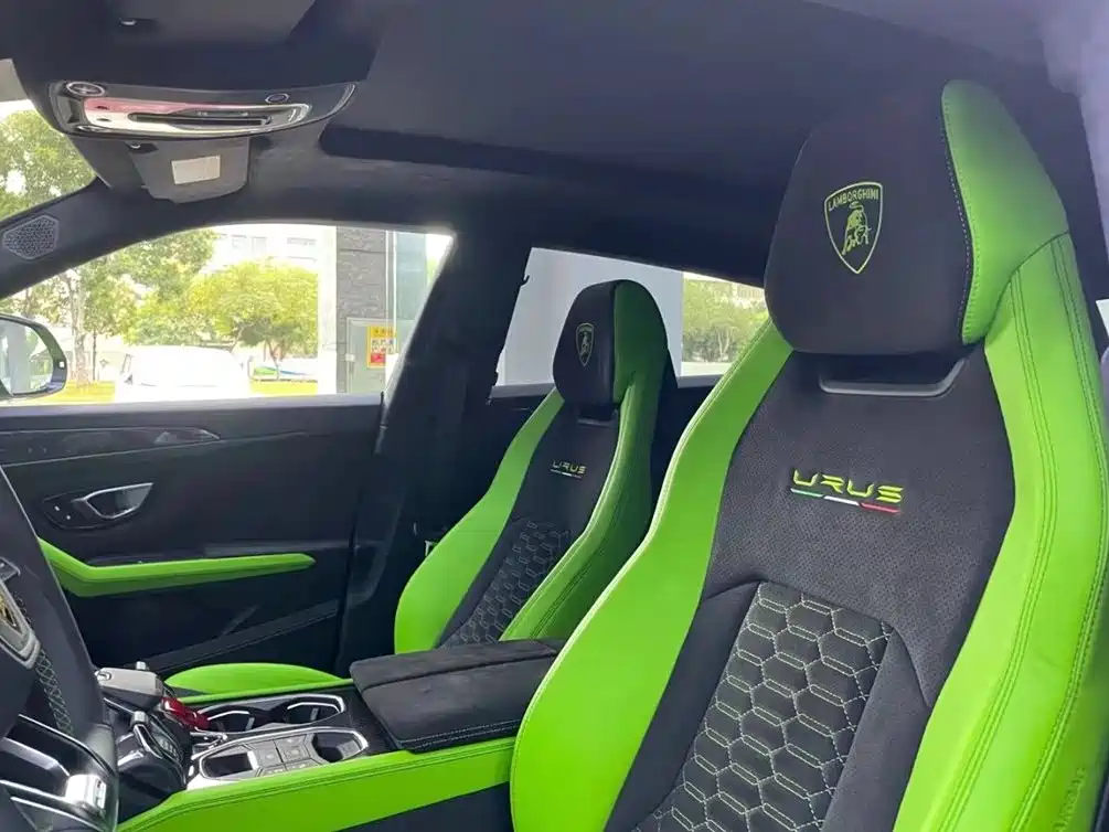 Lamborghini Urus 2021 4.0T V8
