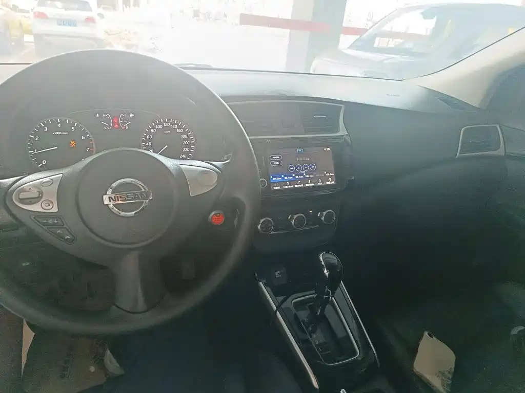 Nissan Sylphy — миниатюра 10