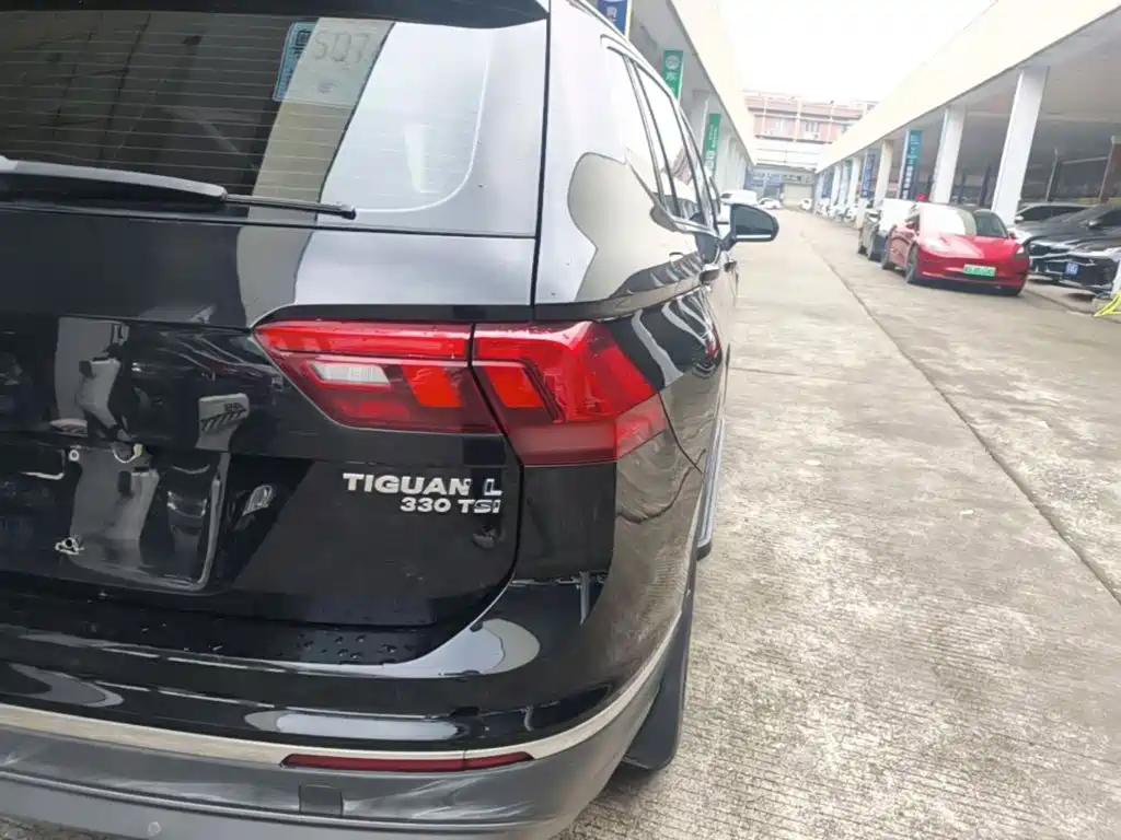 Volkswagen Tiguan L — миниатюра 8