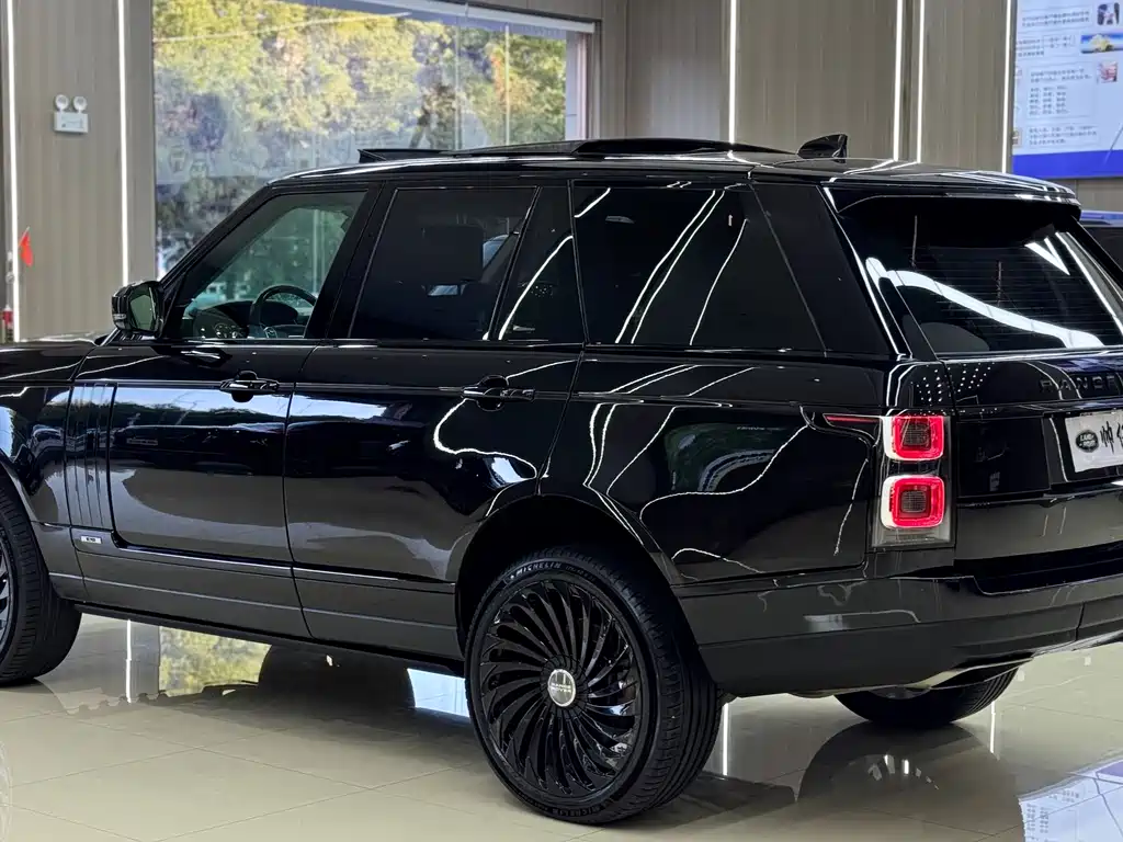 Land Rover Range Rover — миниатюра 4
