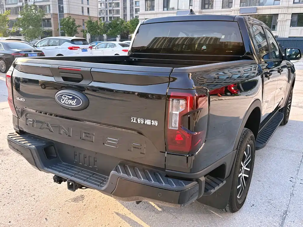 Ford Ranger 2025 AT