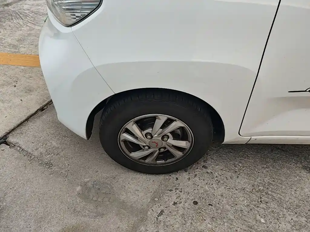Wuling MINIEV — миниатюра 23