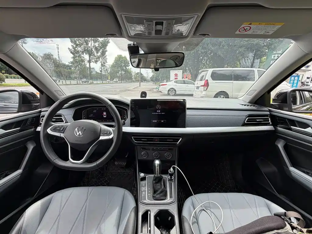 Volkswagen Lavida — миниатюра 13