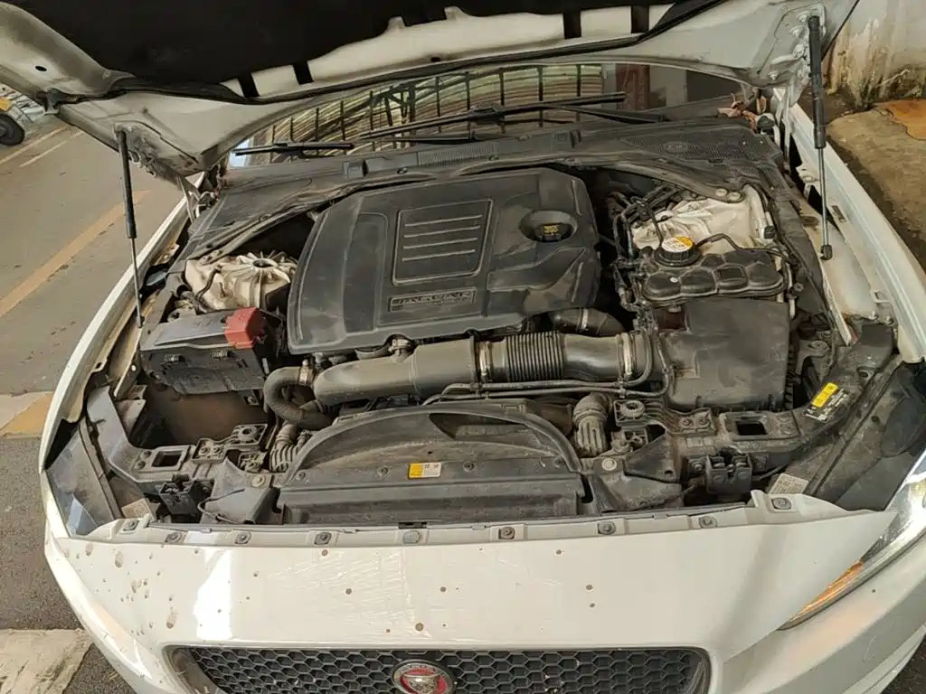 Jaguar XEL — миниатюра 20