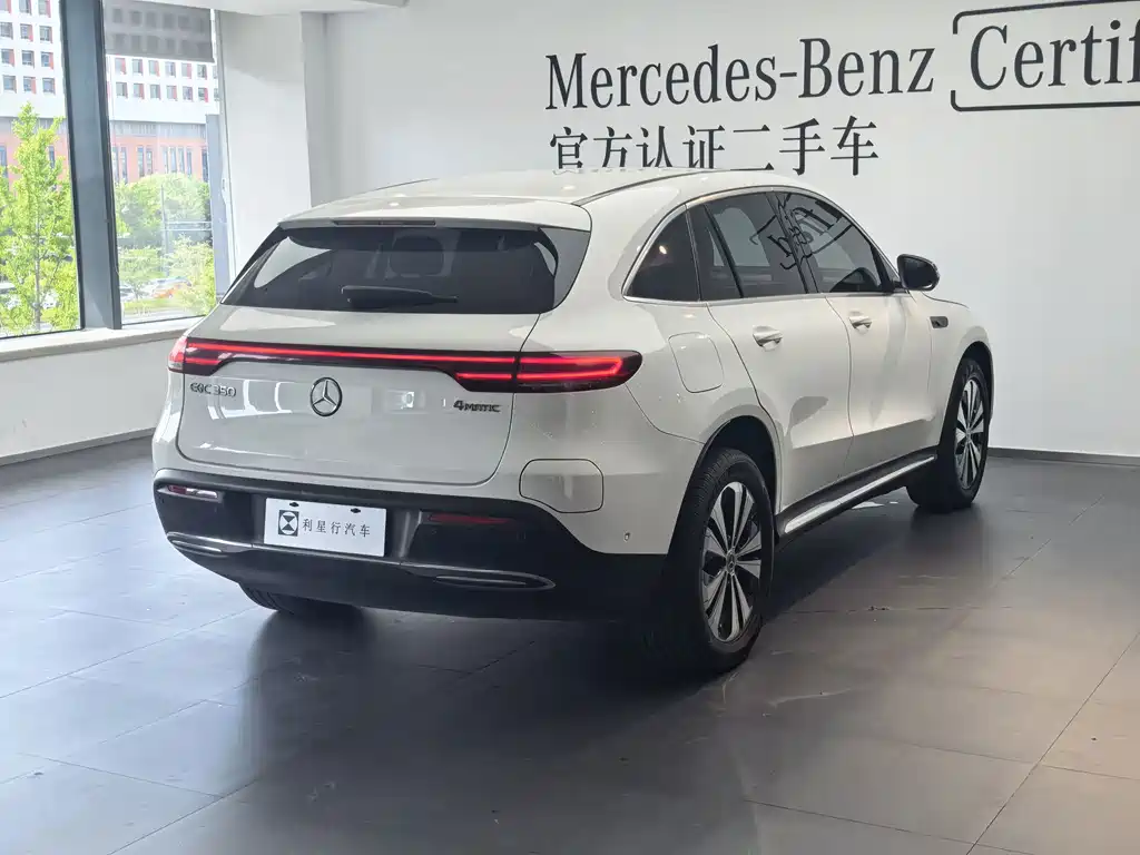 Mercedes-Benz EQC — миниатюра 3