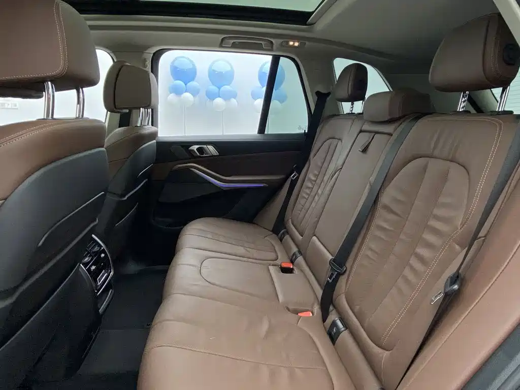 BMW X5 (Import) — миниатюра 18