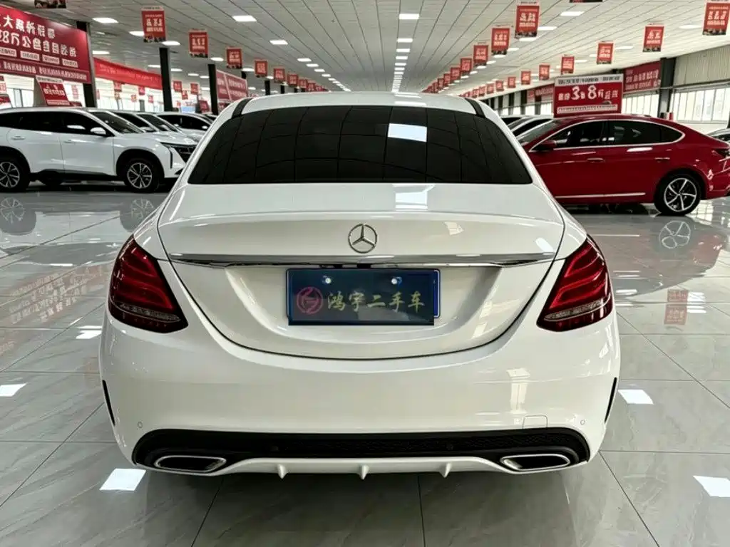 Mercedes-Benz C-Class — миниатюра 8