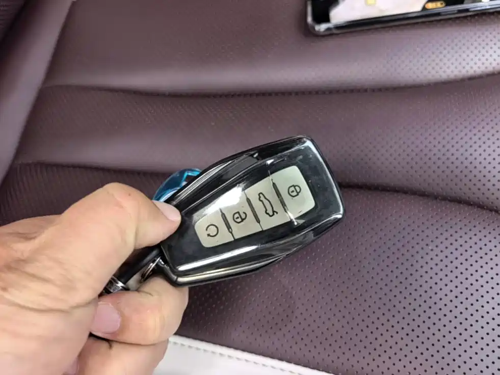 Geely Xingyue L — миниатюра 9