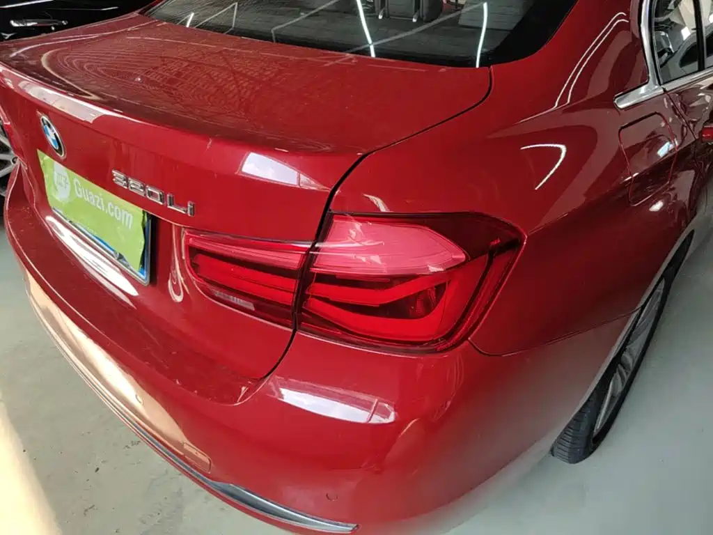 BMW 3 Series — миниатюра 8