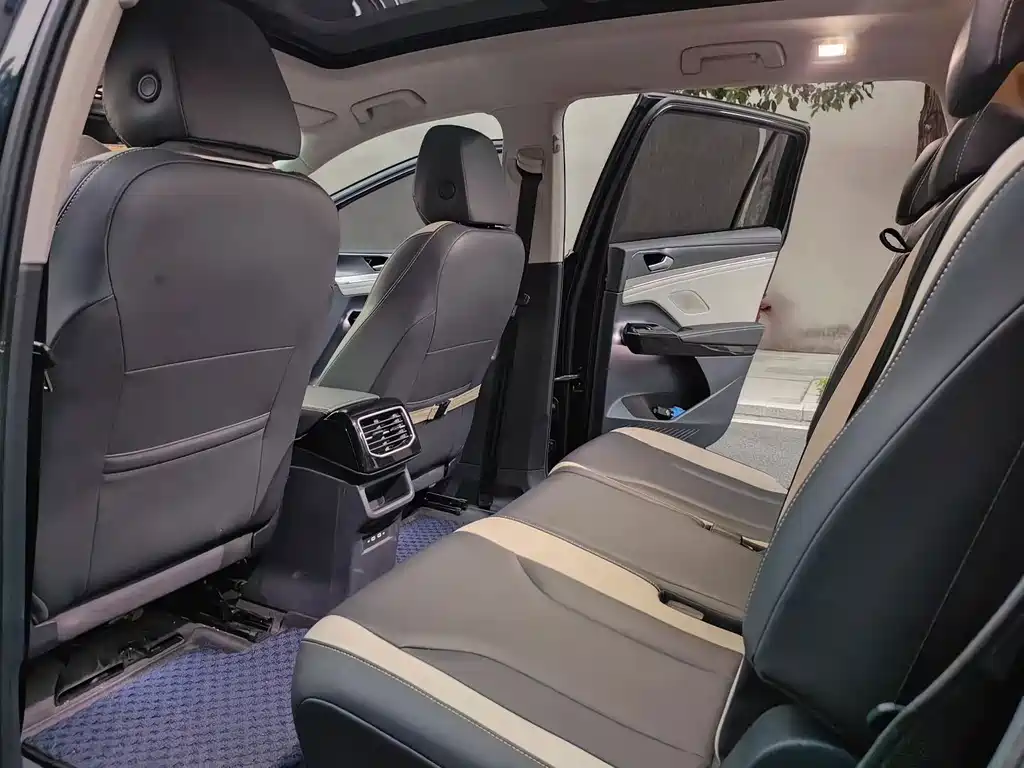 Volkswagen ID.6 Crozz — миниатюра 9