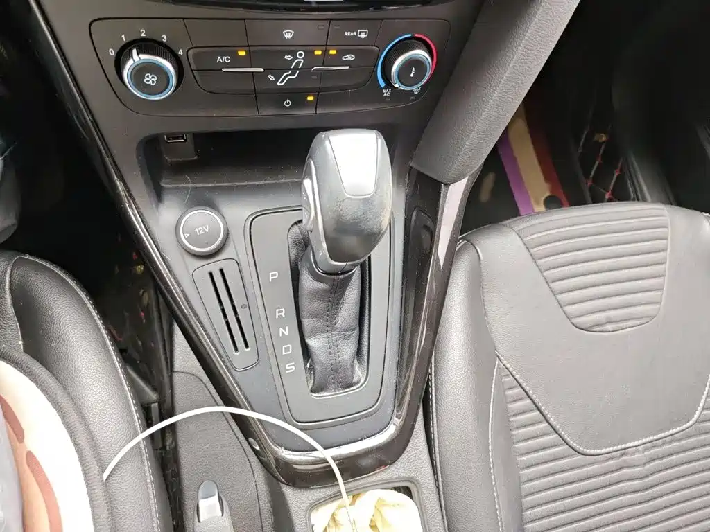 Ford Focus — миниатюра 7