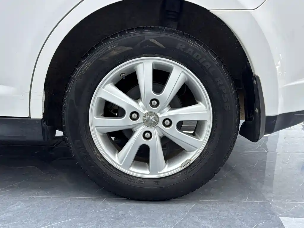 Venucia R50 — миниатюра 11