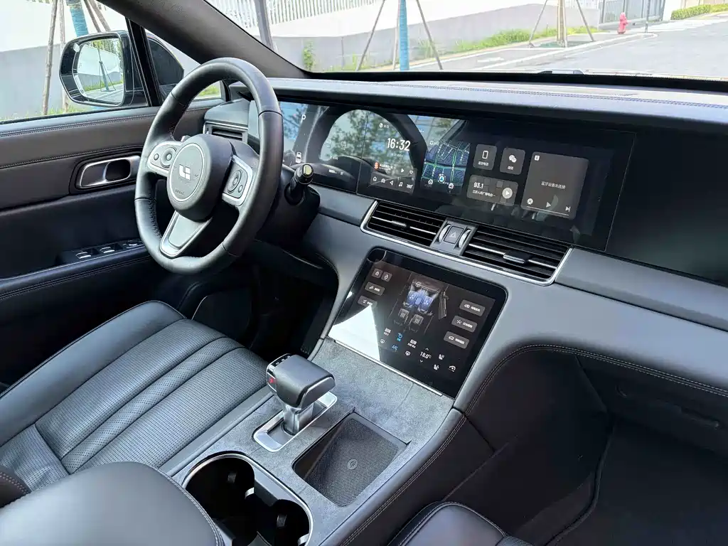 Li Auto Li ONE — миниатюра 9