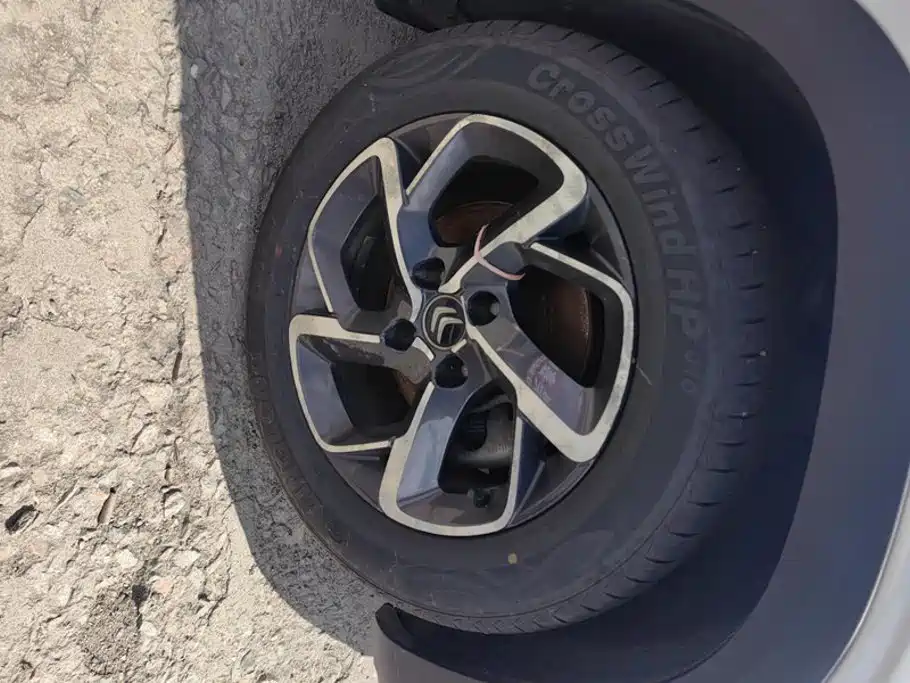 Citroen C3-XR — миниатюра 6