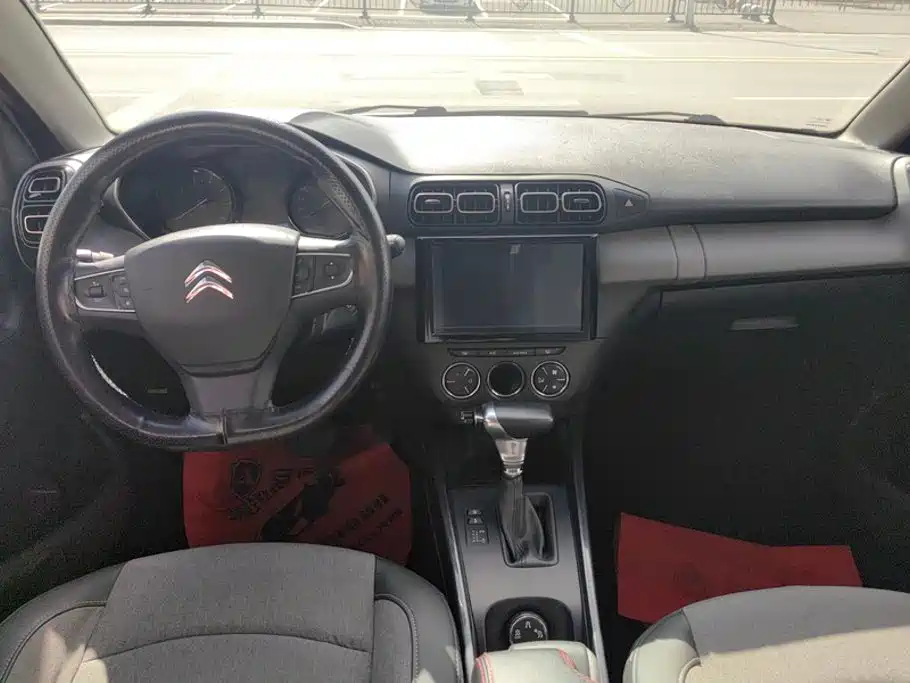 Citroen C3-XR — миниатюра 12
