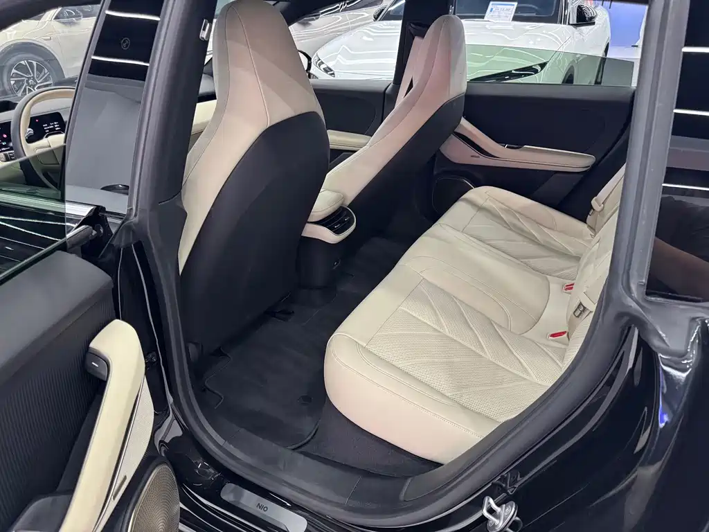 NIO ET5T — миниатюра 12