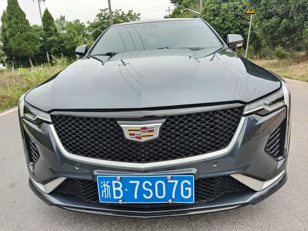 Cadillac CT4 2021