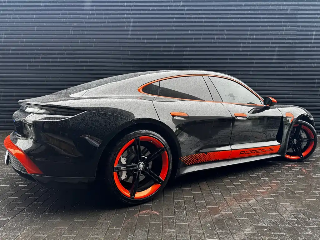 Porsche Taycan 2022 Taycan