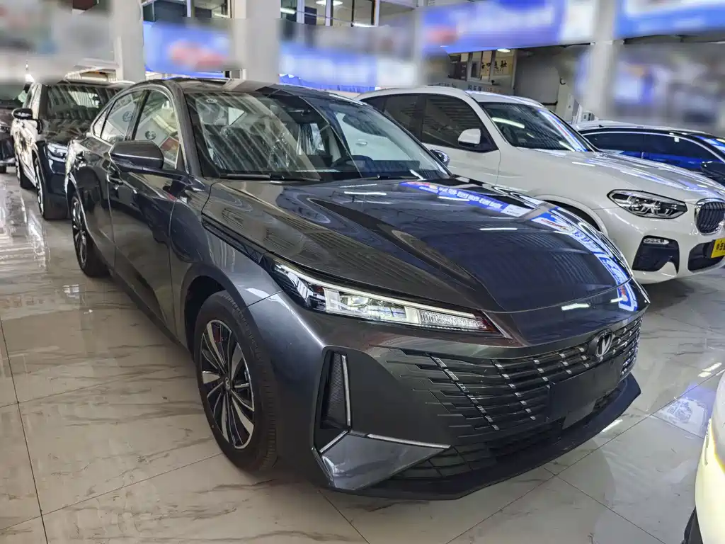 Changan Побег PHEV — миниатюра 2