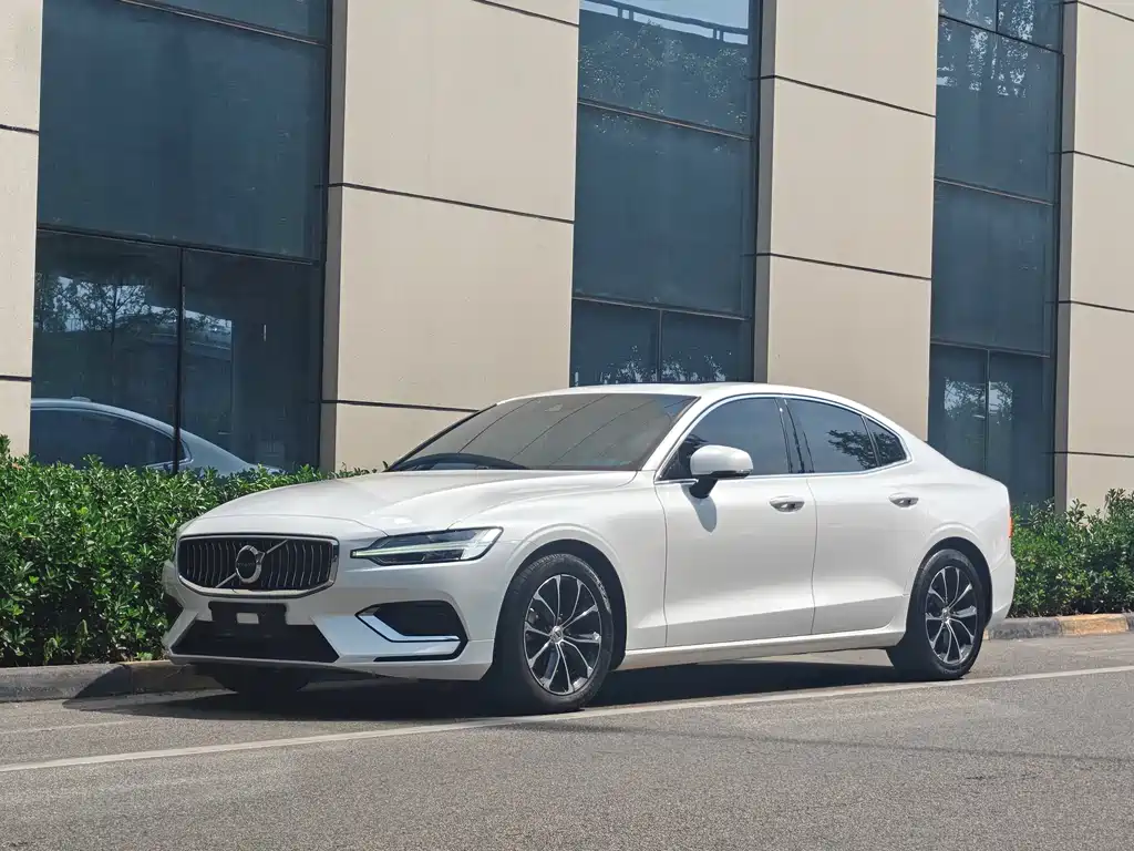 Volvo S60 2021
