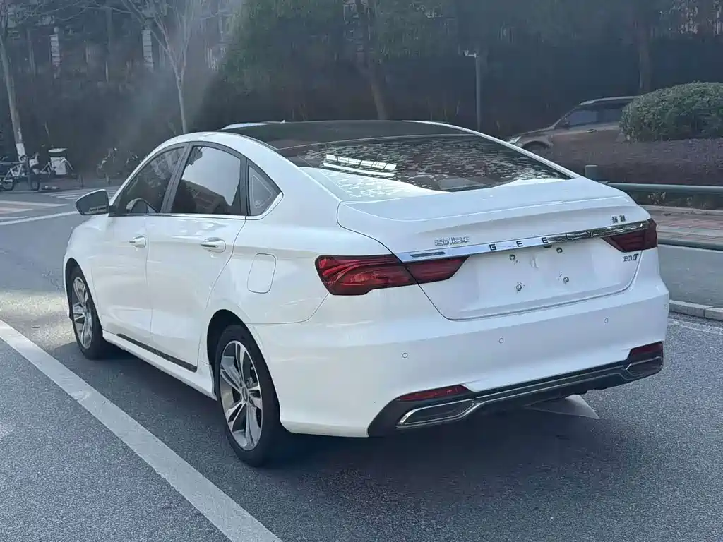 Geely Binrui — миниатюра 9