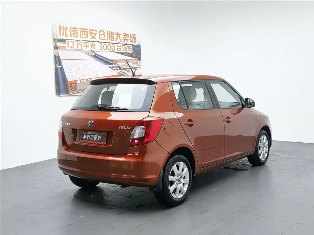 Skoda Fabia 2012 1.4L AT