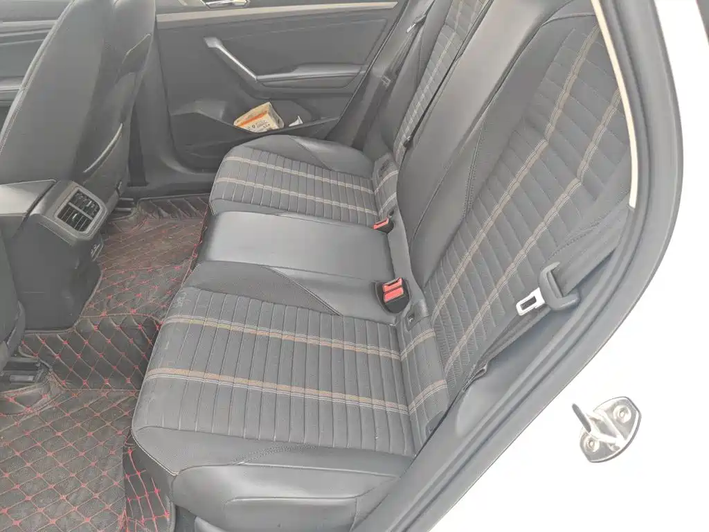 Volkswagen Lavida — миниатюра 15