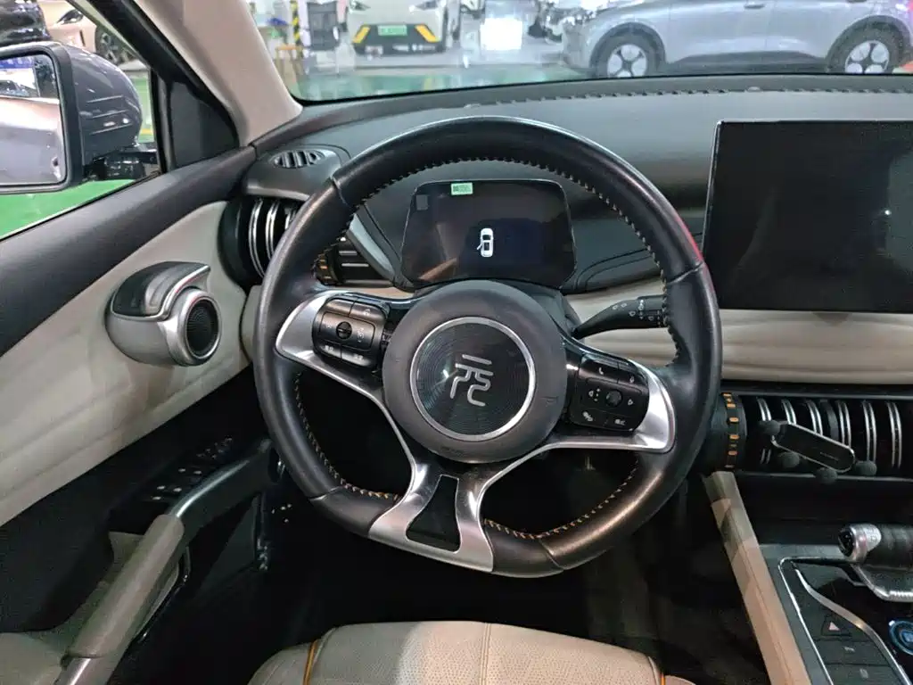 BYD Yuan Plus — миниатюра 11