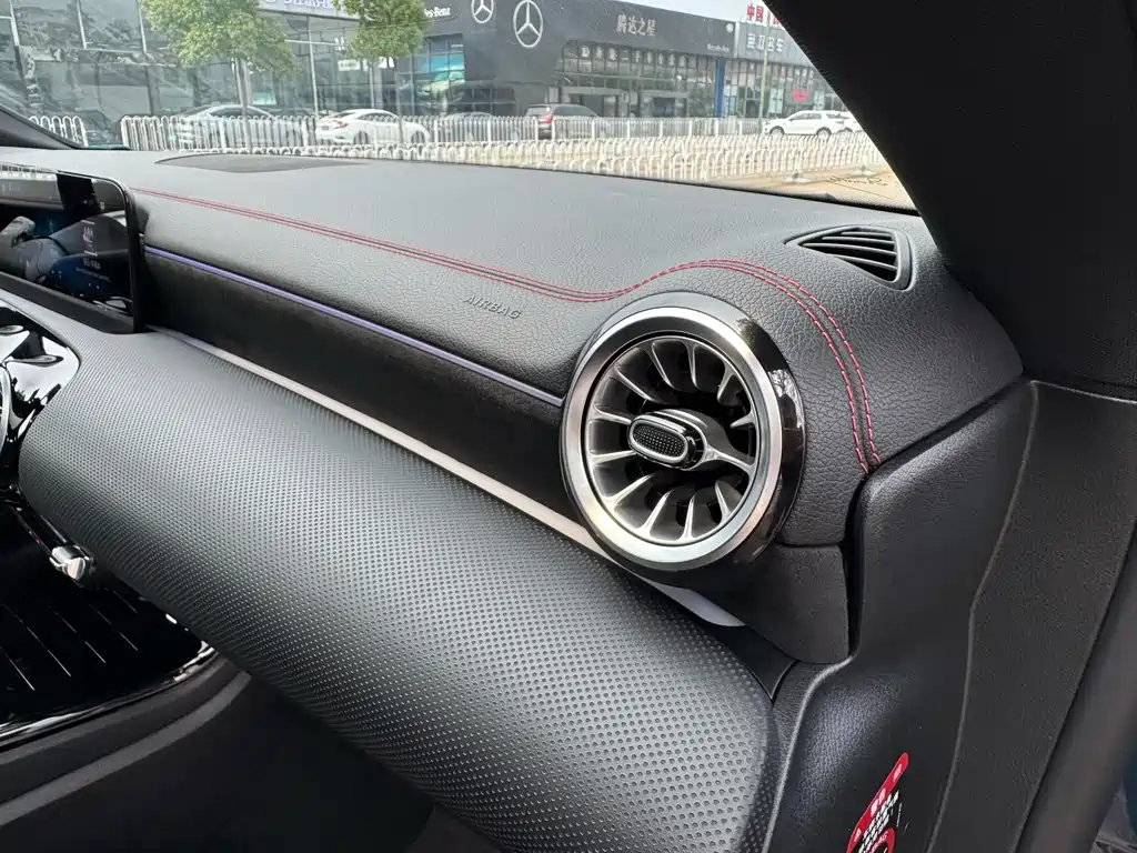 Mercedes-Benz CLA (Import) — миниатюра 29