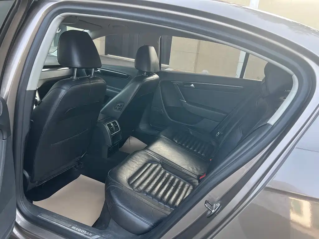 Volkswagen Magotan — миниатюра 8