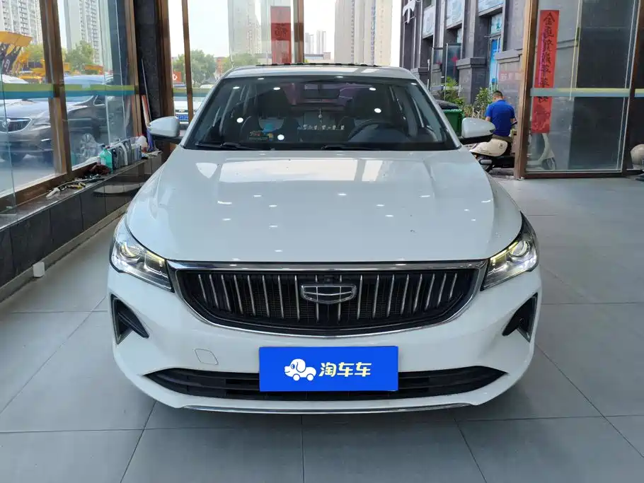 Geely Emgrand — миниатюра 2