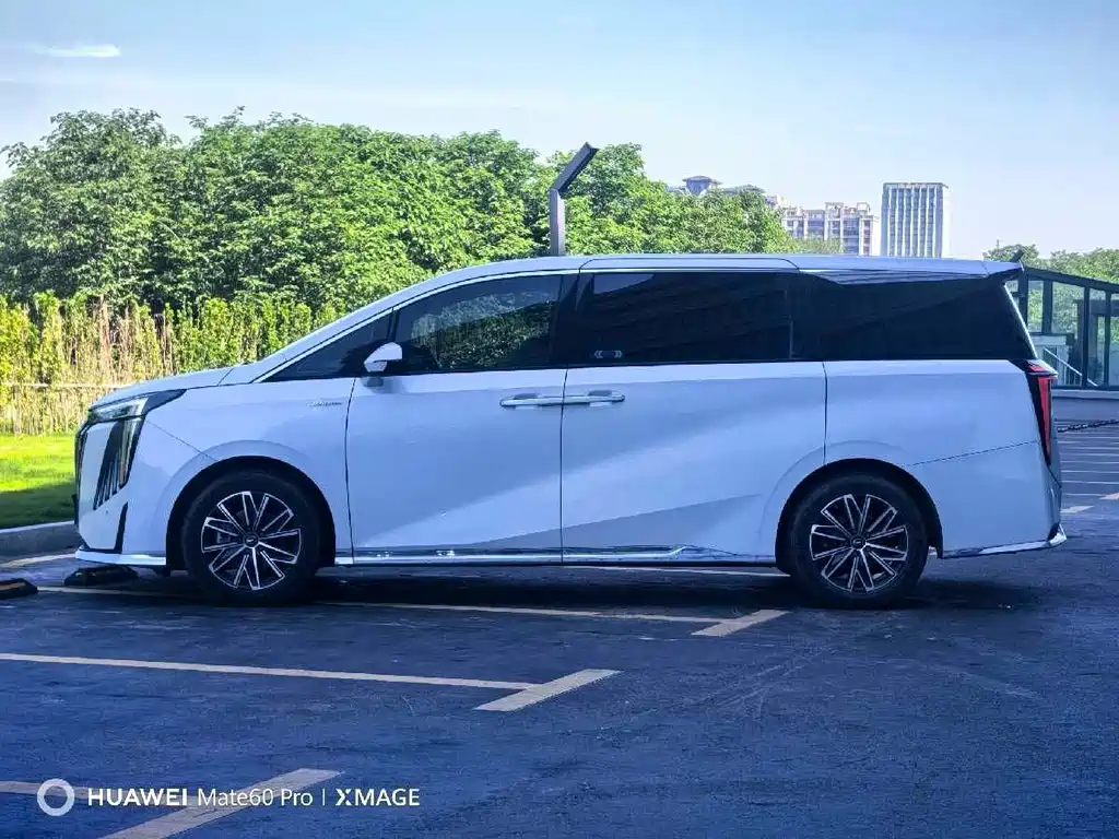 GAC Motor Trumpchi M8 — миниатюра 6