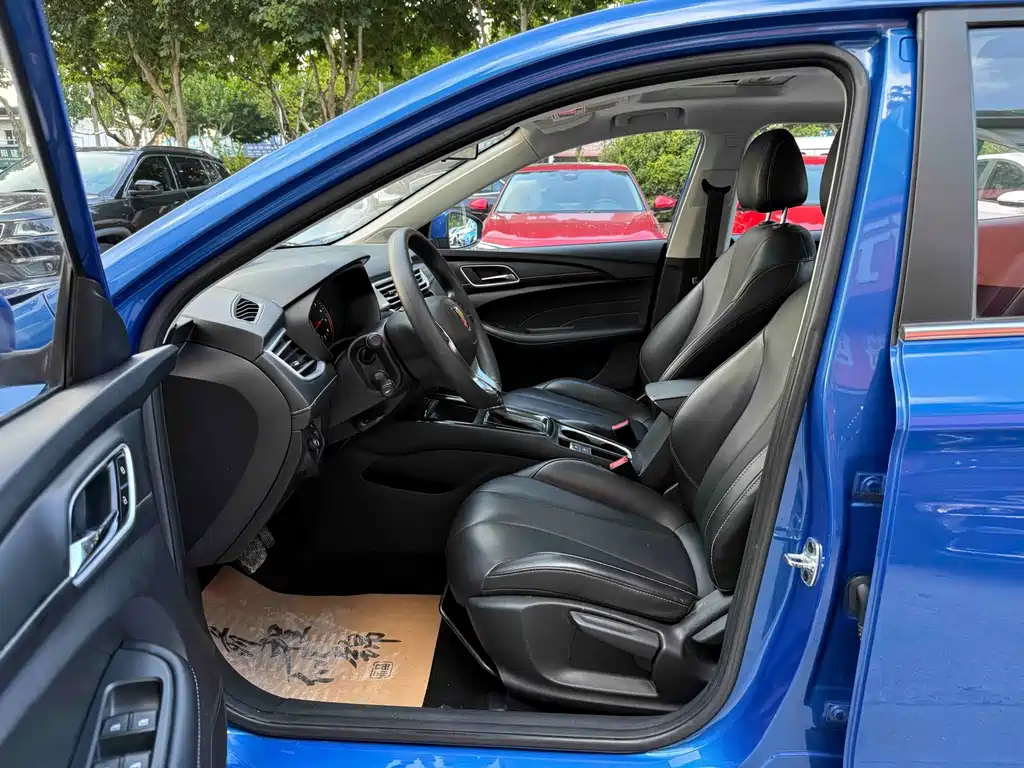 Roewe i5 — миниатюра 12