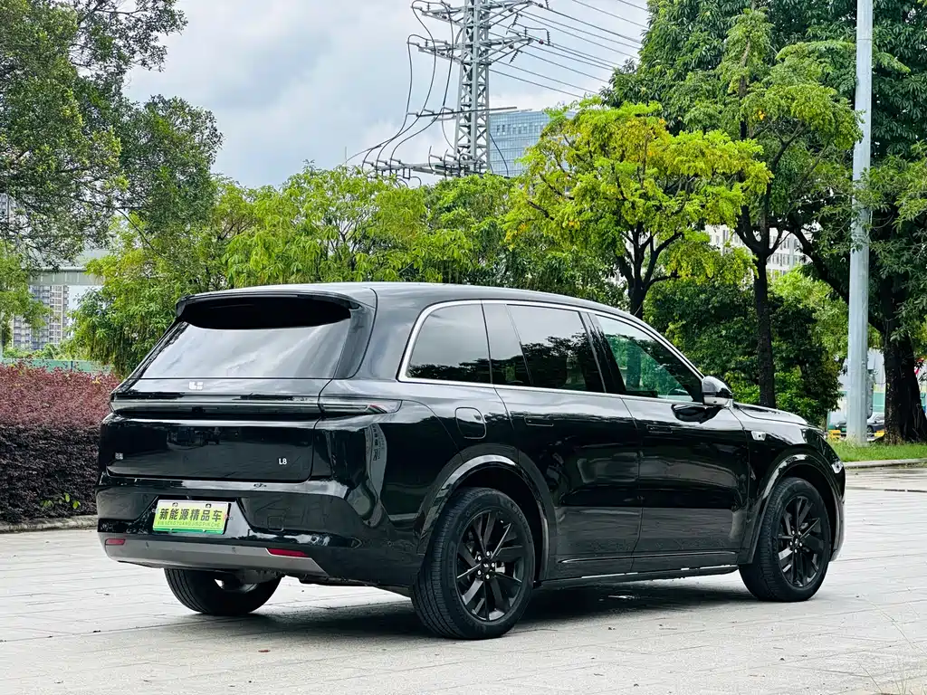 Li Auto L8 2023 Air