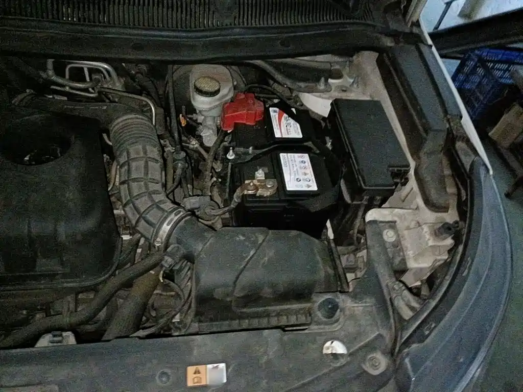 Ford Explorer (Import) — миниатюра 20
