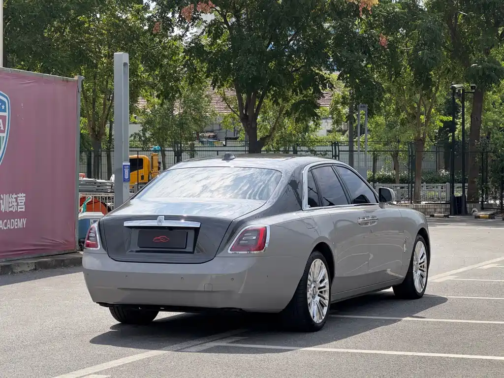 Rolls-Royce Ghost — миниатюра 5