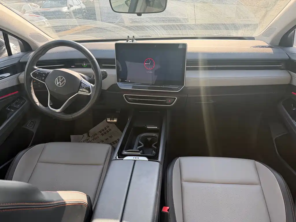 VOLKSWAGEN ID.7 VIZZION