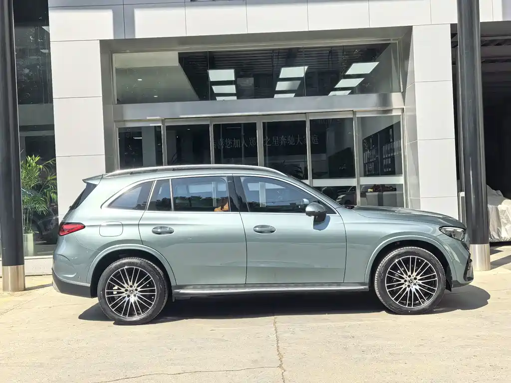 Mercedes-Benz GLC — миниатюра 4