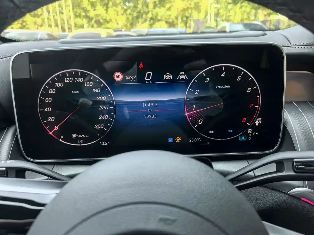 Mercedes-Benz GLC — миниатюра 10