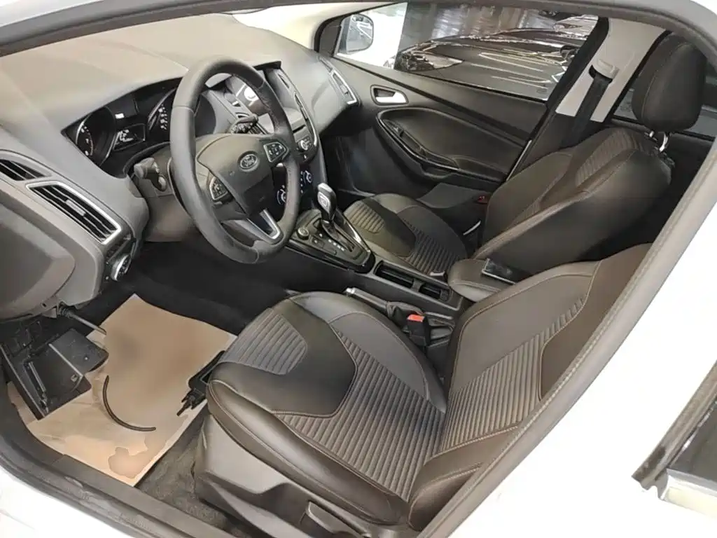 Ford Focus — миниатюра 15