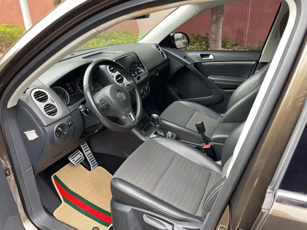 Volkswagen Tiguan 2016 300TSI AT