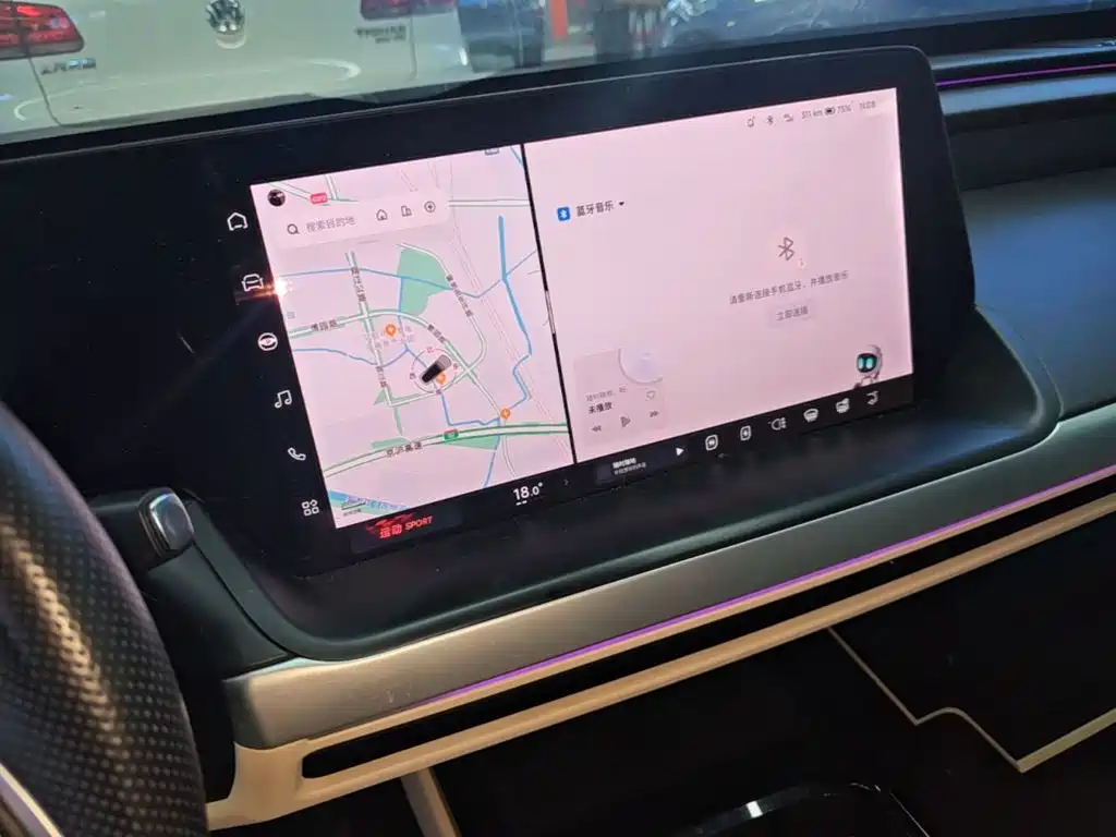 XPeng P7 — миниатюра 13