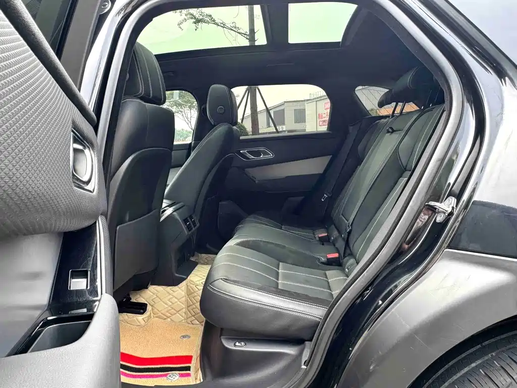 Land Rover Velar — миниатюра 11