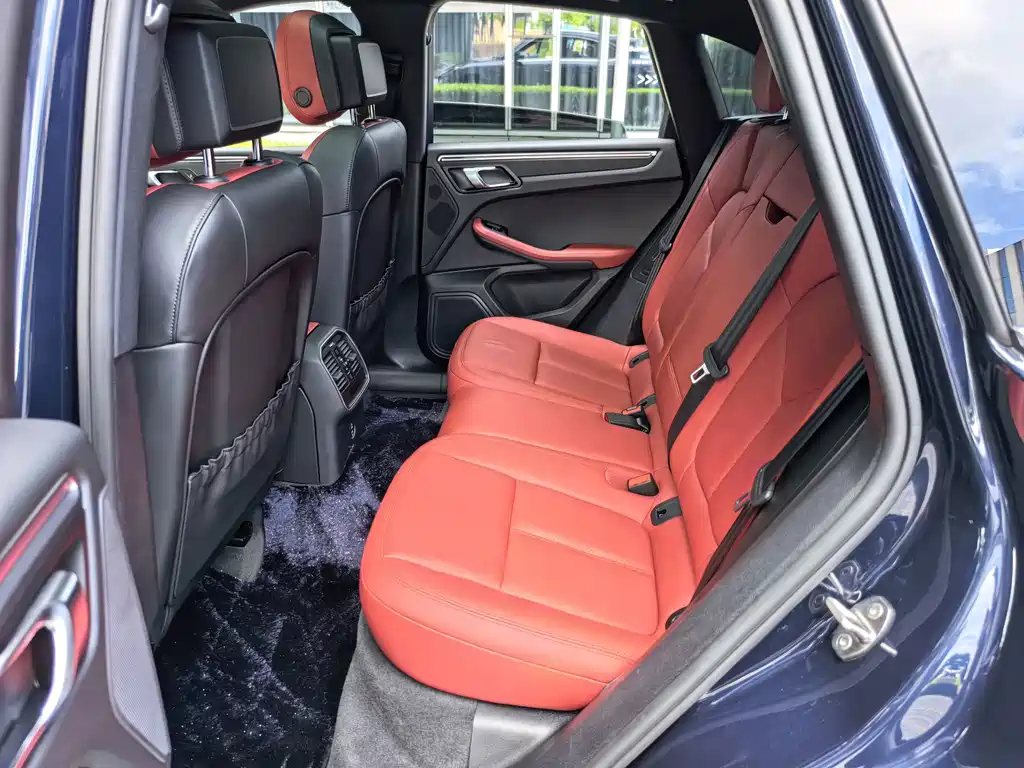 Porsche Macan — миниатюра 27