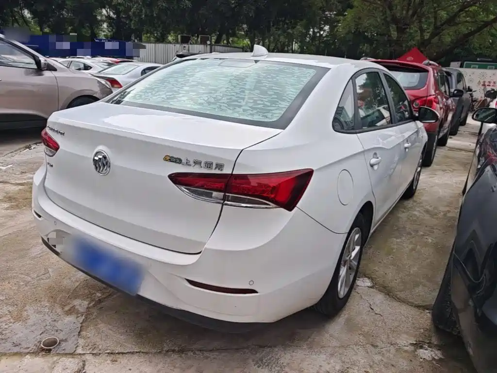 Buick Excelle — миниатюра 7