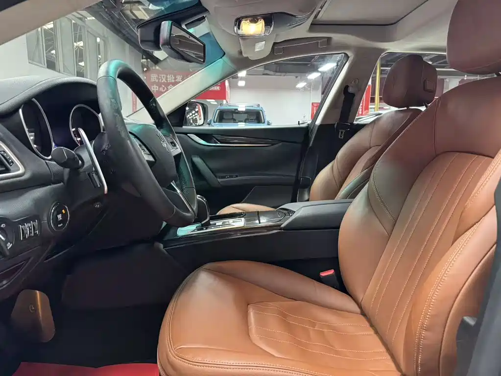 Maserati Ghibli — миниатюра 7