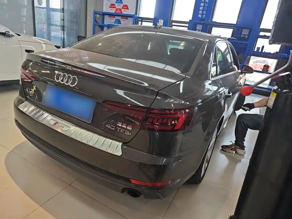 Audi A4L — миниатюра 7