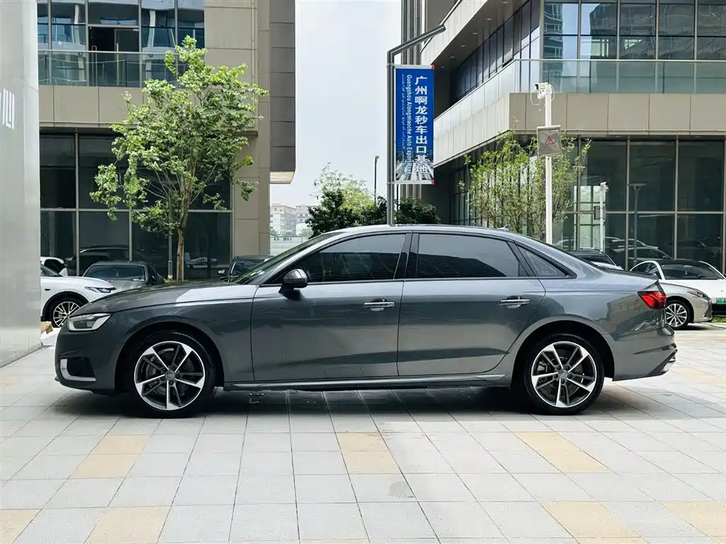 Audi A4L 2020 40 TFSI Fashion