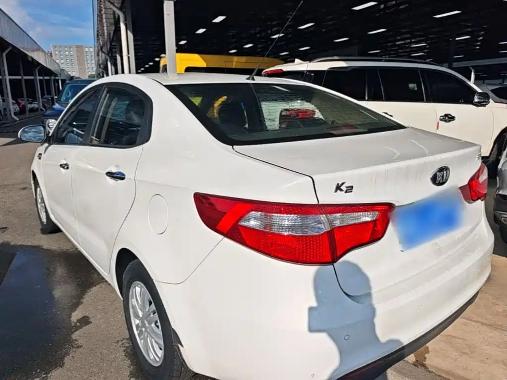 Kia K2 — миниатюра 5